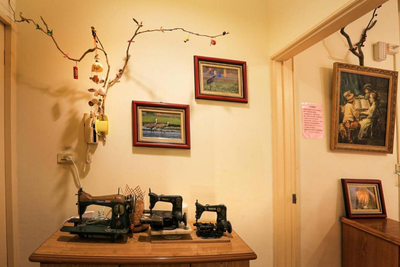 Xincun Seed Homestay ไถหนาน ภายนอก รูปภาพ